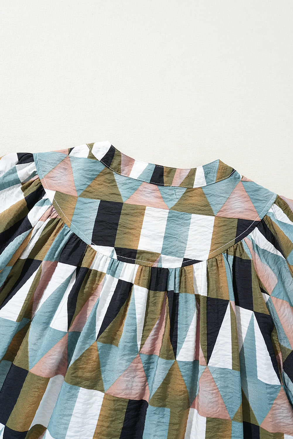 Green Geometric Print Buttoned Balloon Sleeve Loose Fit Shirt BB Fashion Outlet