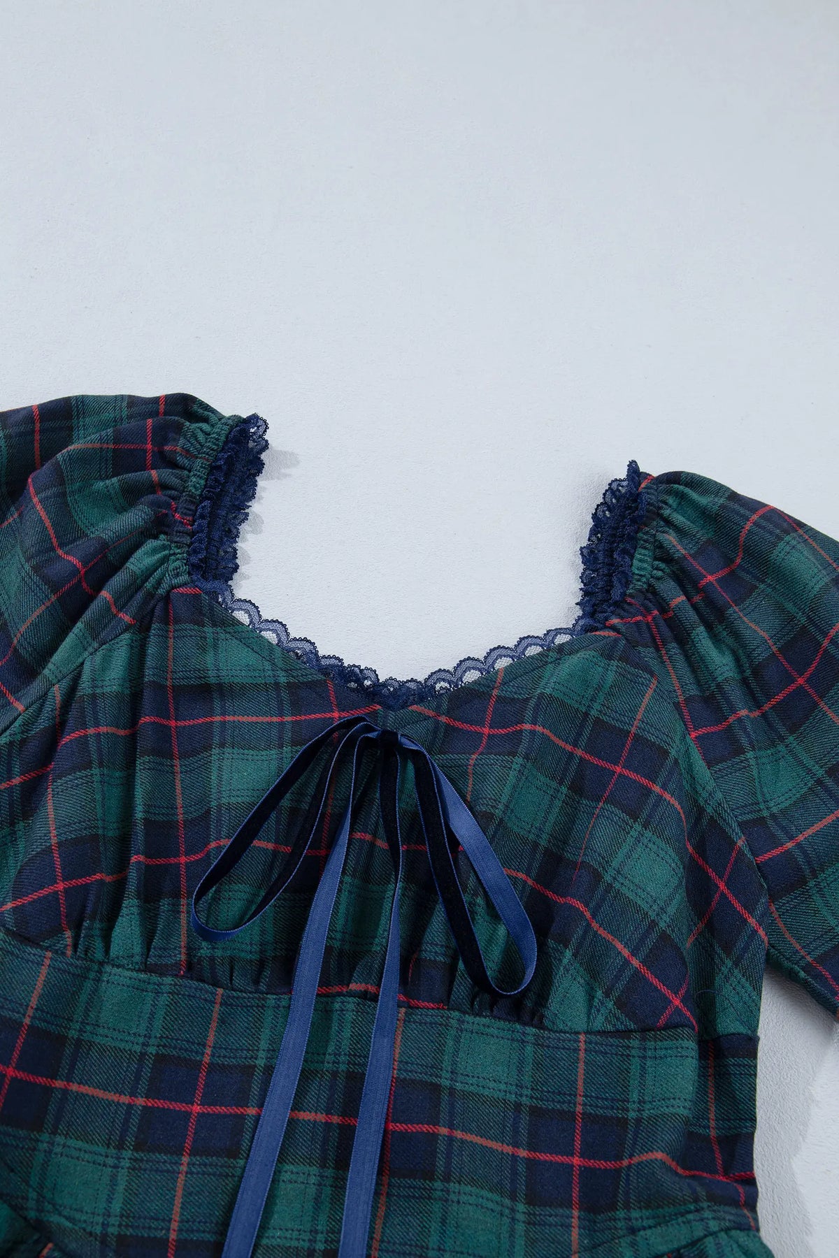 Vintage Plaid Square Neck Lace Trim Long Sleeve Shift Dress – Green