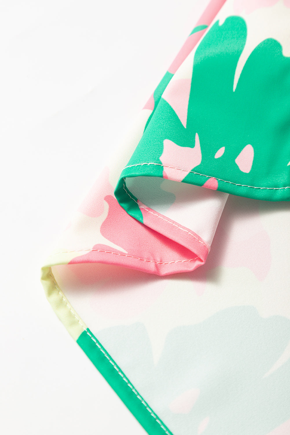 Green Abstract Print Frilly Neck Ruched Short Sleeve Blouse eAura