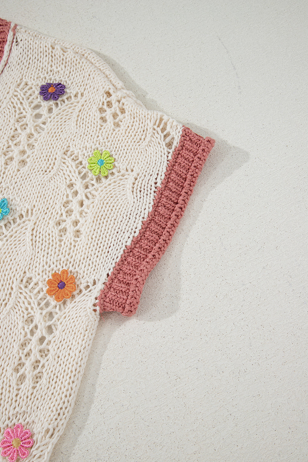 Embroidered Flowers Edge Hollowed Sweater eAura