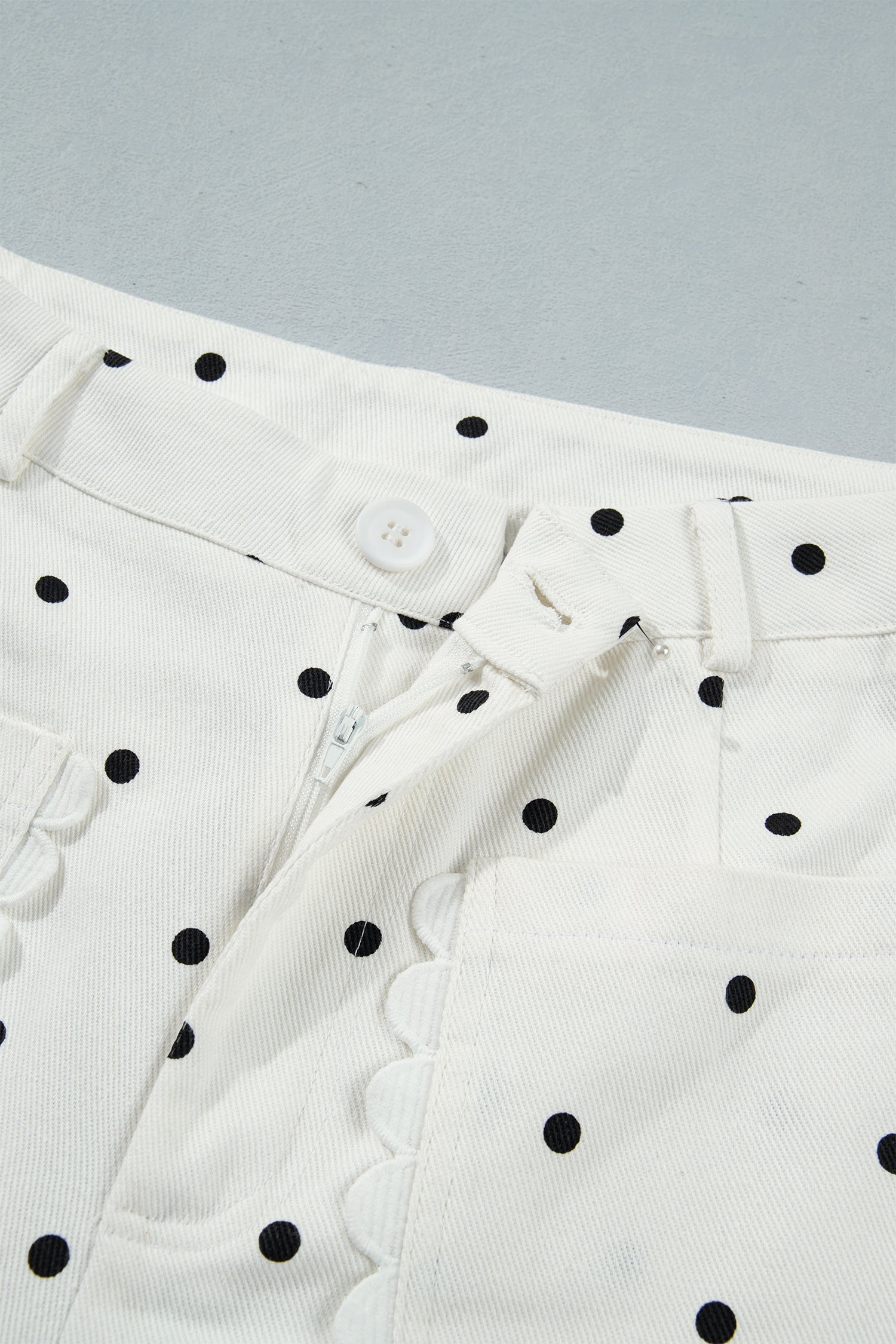 White Polka Dot Scalloped Pocket Cotton Shift Pants
