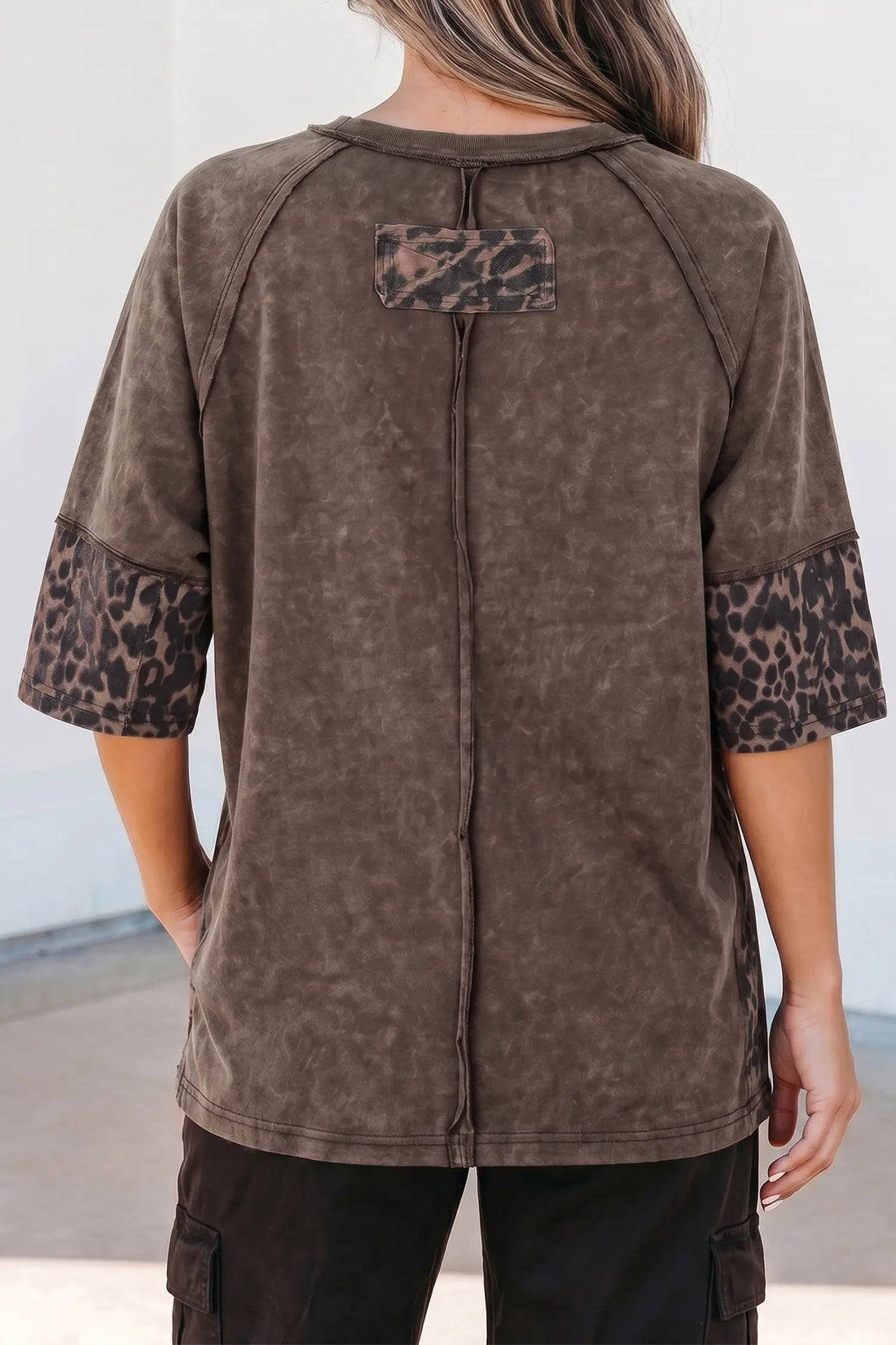Coffee Mineral Wash Exposed Seam Leopard Star Patched T Shirt – Brown
