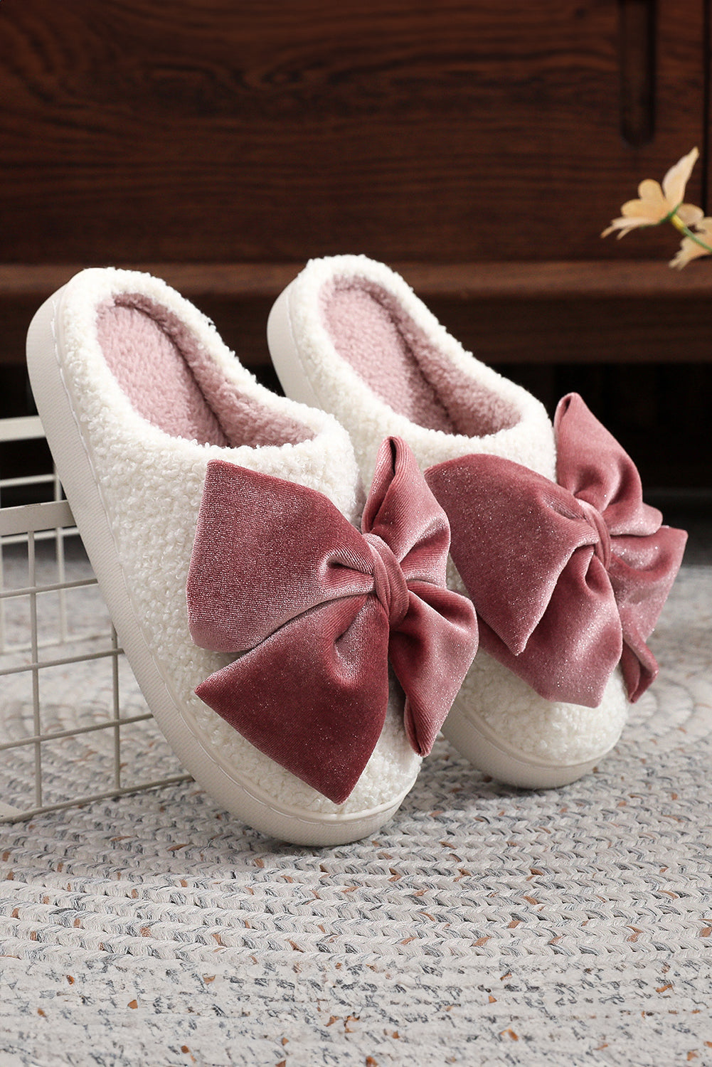 Ribbon Bow Decor Contrast Liner Plush Slippers - eAura