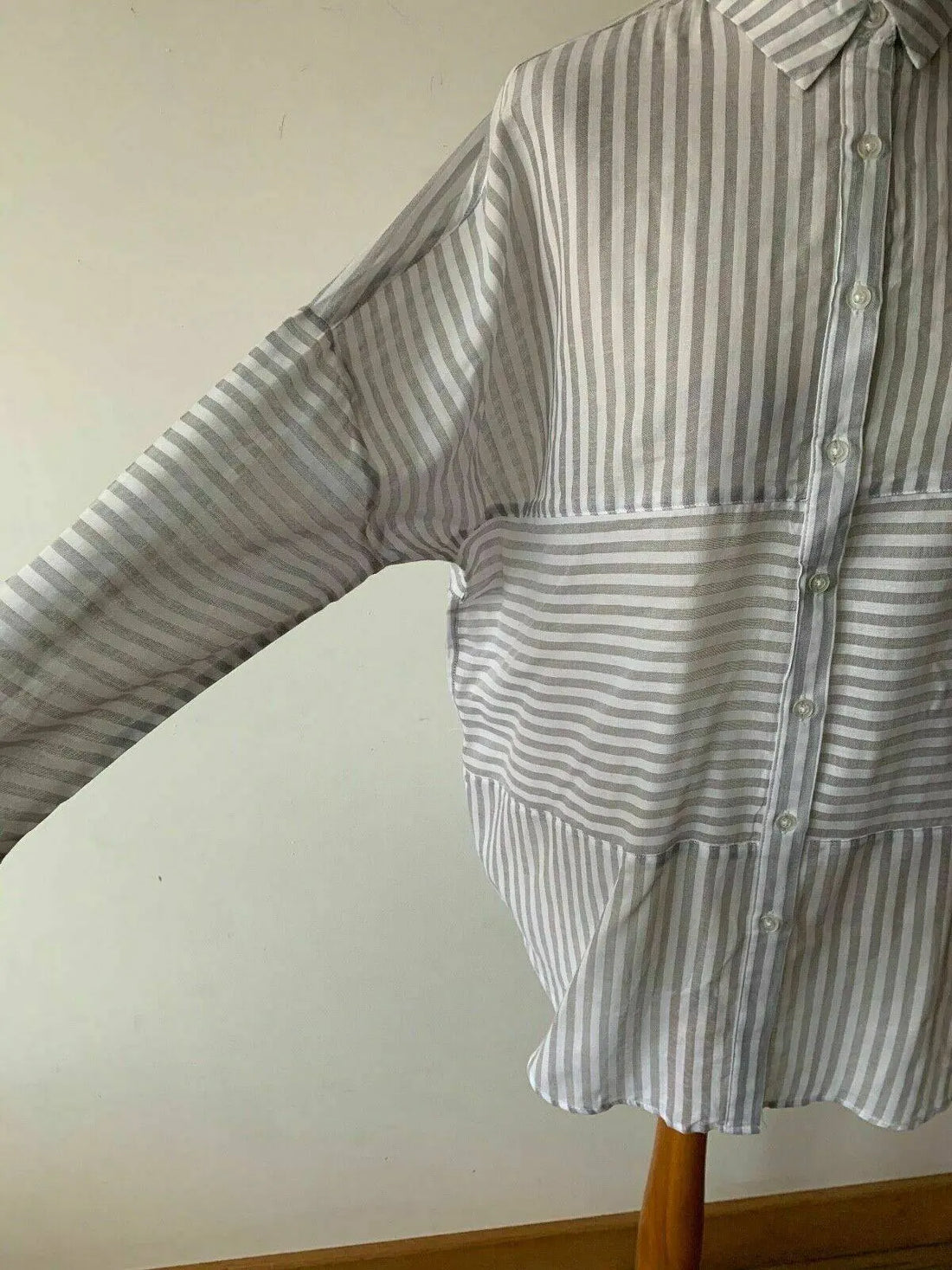 New Look Contrast Mixed Front Stripe Shirt Lightweight Size 10 Boxy Wide - BB Fashion Outlet