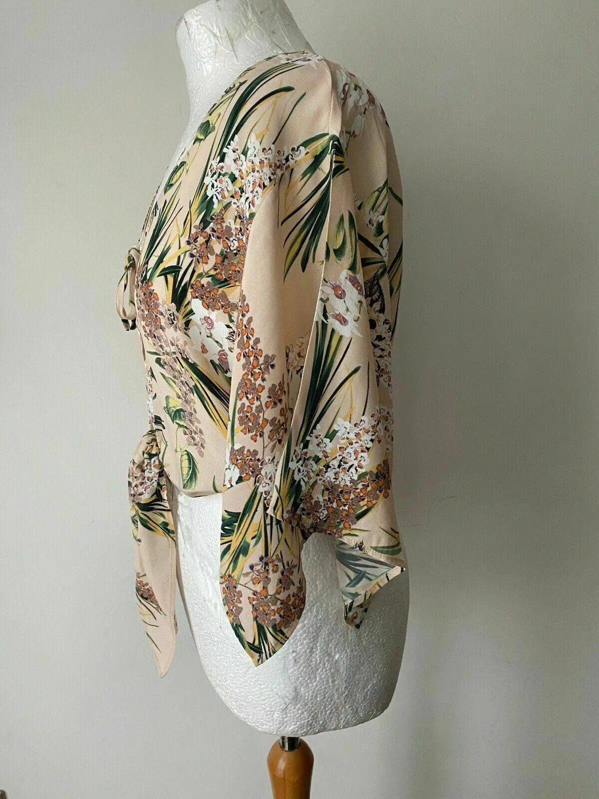 River Island Botanical Print Front Tie Top Sizes 6, 8, 12 Kimono Sleeve - Beagle Boutique Fashion Outlet