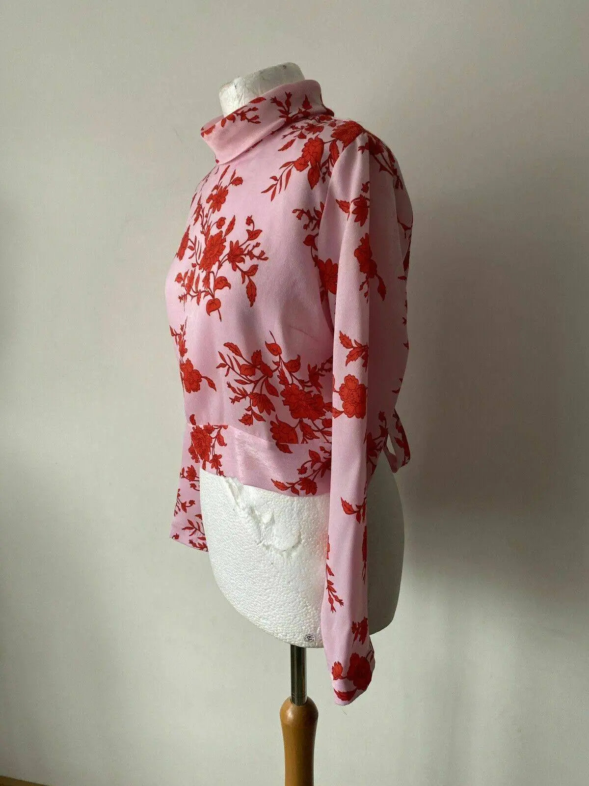 River Island Pink and Red Cut Out Back Tie Back Top High Neck Sizes 6 8 12 - BB Fashion Outlet