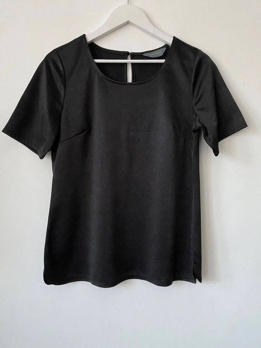 Ruth Langsford Stretch Smart Top  Curved Hem Size: S, M - BB Fashion Outlet