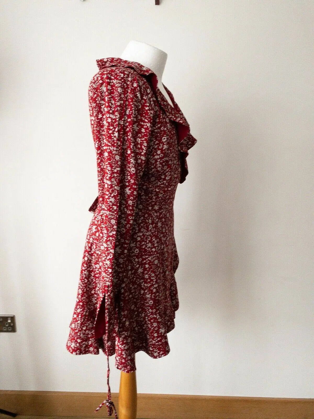 Seven Wonders Florence Wrap Dress Red Print Size 10 - Beagle Boutique Fashion Outlet